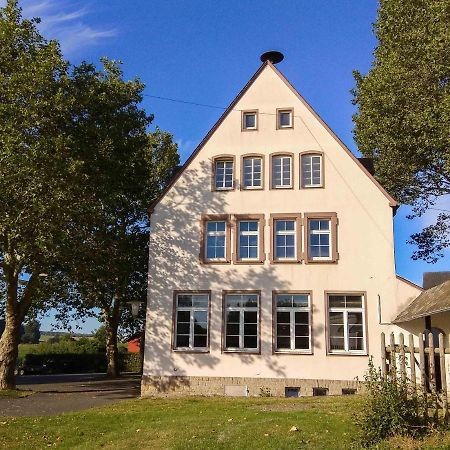 Alte Schule Gaestehaus - Fraeulein Apartment بيتبورغ المظهر الخارجي الصورة